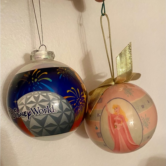 Disney Other - Disney World Blue and Pink Holiday Ornaments